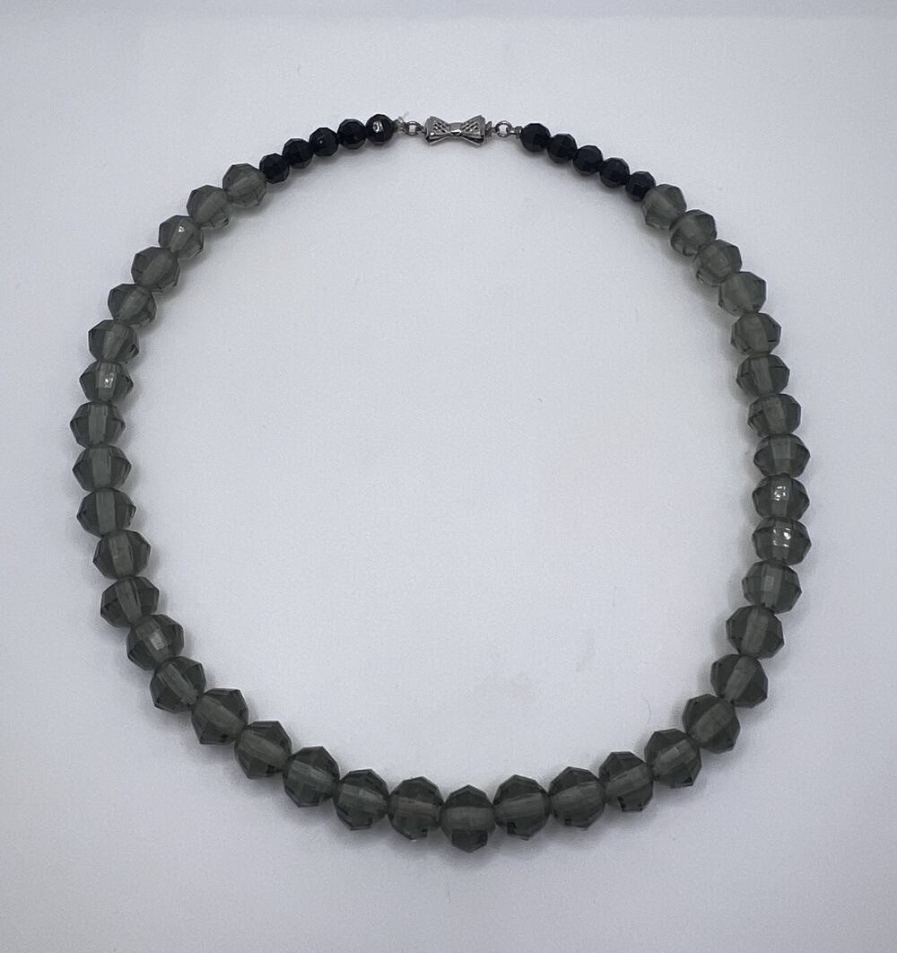 Smoky Gray Acrylic Facted Graduated Beaded Collar Bow Clasp Necklace Casual